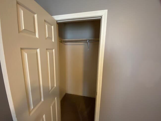 Building Photo - 3BR/2BA For Rent