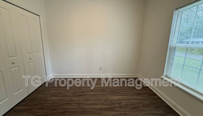 Building Photo - 6625 Osceola St