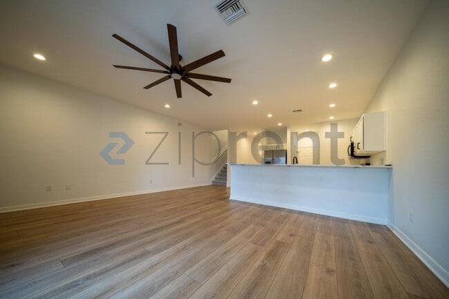 Building Photo - 4648 Vignette Wy