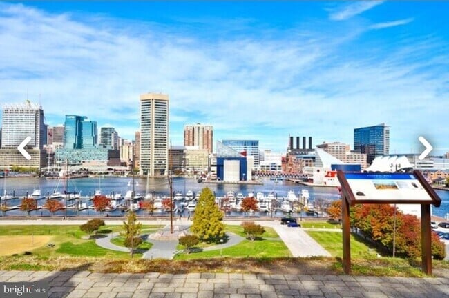 Building Photo - 111 E Cross St