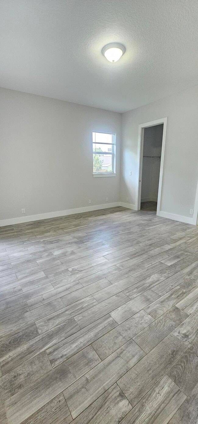 Building Photo - 17186 84th Ct N