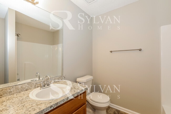 Building Photo - Discover the convenience of Lithonia living