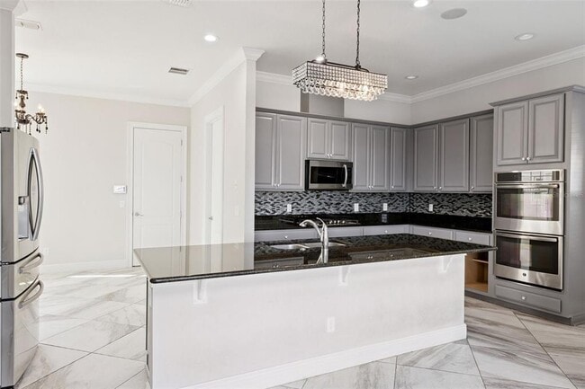 Building Photo - 7567 Green Mountain Way