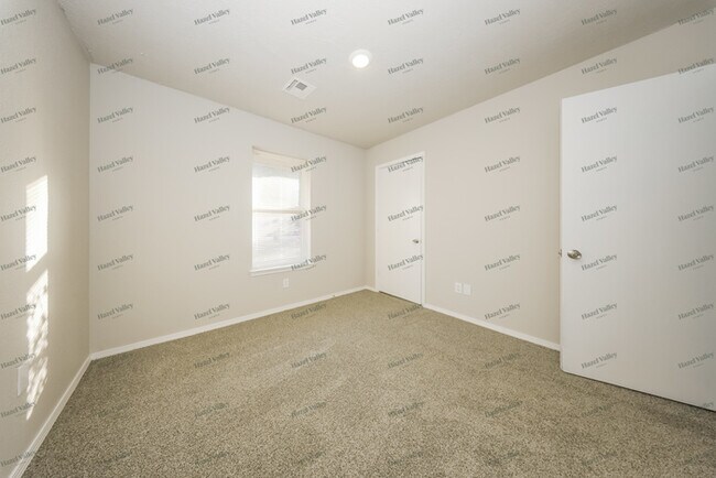 Building Photo - 20335 Palmer Rd