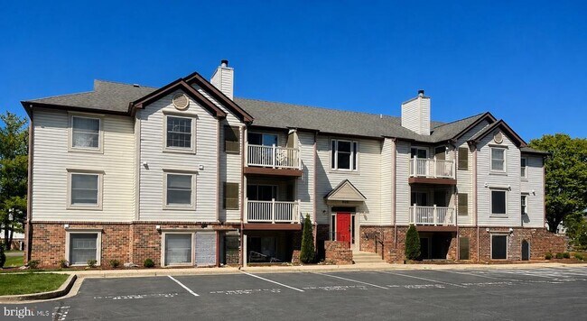 Building Photo - 800 Stratford Way