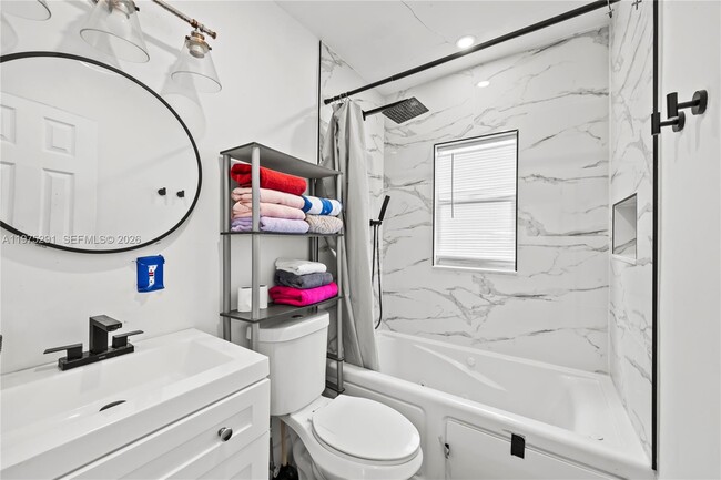 Building Photo - 919 NW 66th St