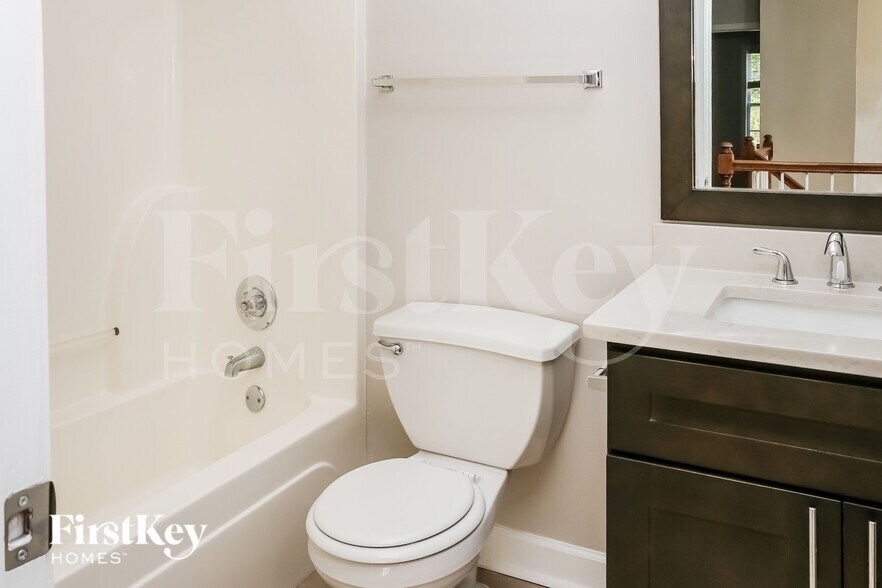 Building Photo - 2590 Darlington Ct SE