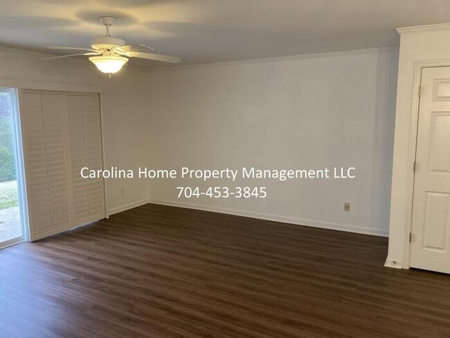 Building Photo - 7487 Pilot Cove Ct