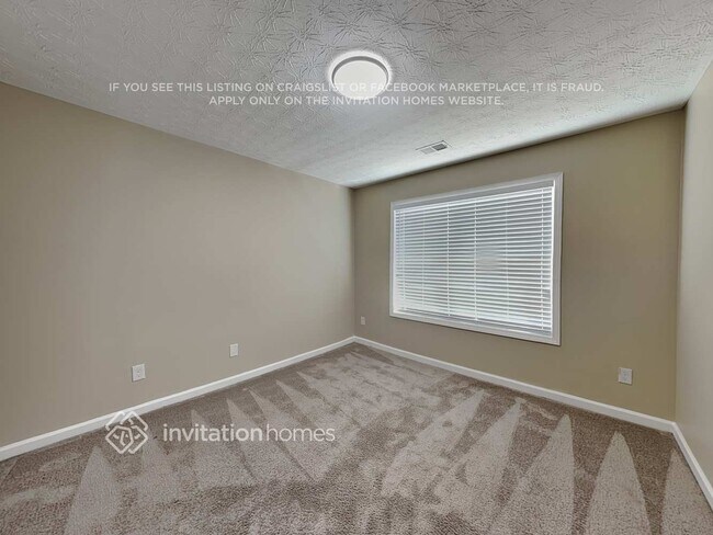 Building Photo - 110 Parkway Dr