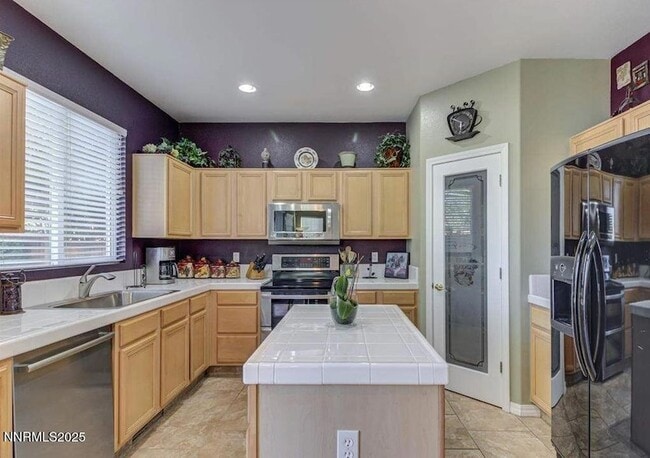 Building Photo - 2739 Ineisa Ct