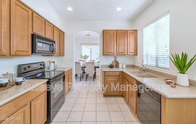 Building Photo - 3541 W Marconi Ave