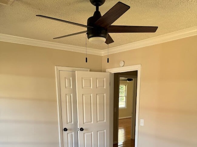 Building Photo - Wonderful 3 bedroom home in North Columbus