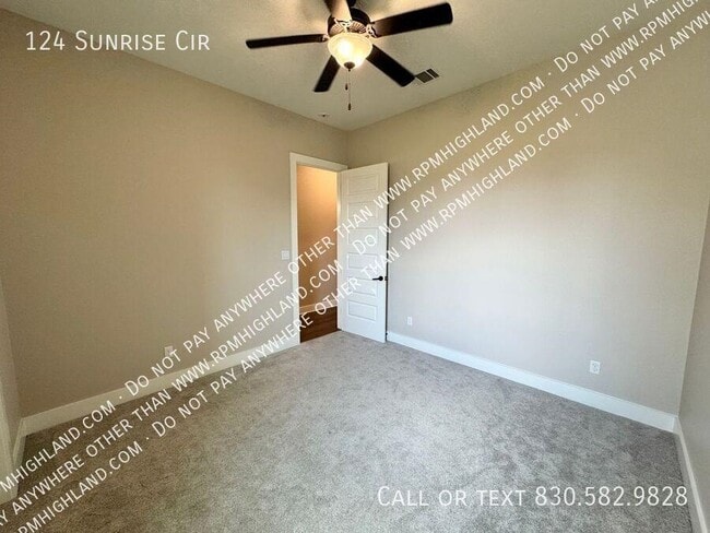 Building Photo - 124 Sunrise Cir