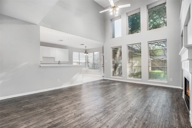 Building Photo - 122 Crystal Reef Dr