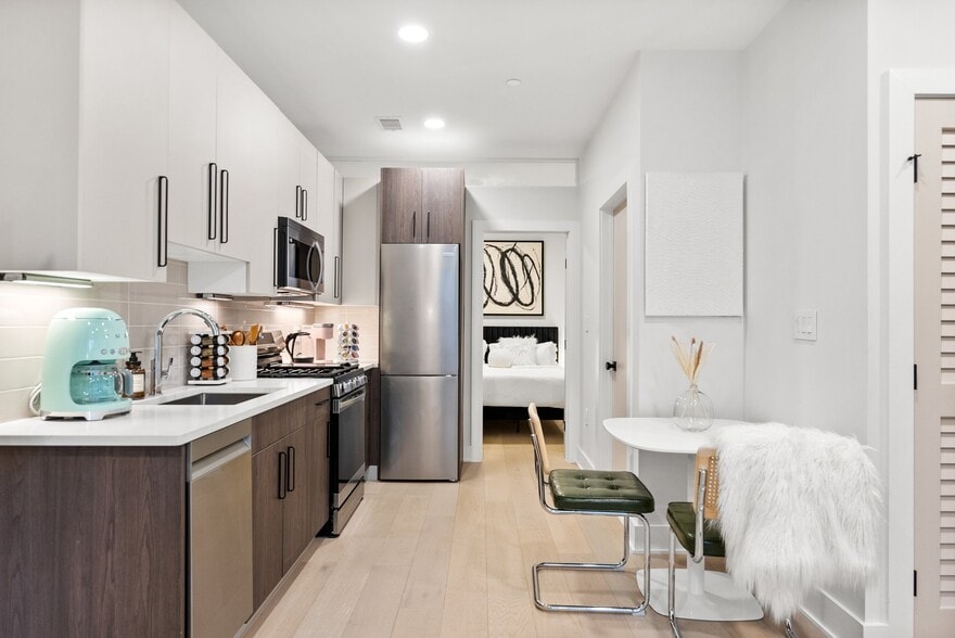 Building Photo - 3934 14th St NW