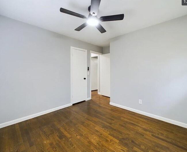 Building Photo - Spacious 4 Bed | 2 Bath Renovated Home!