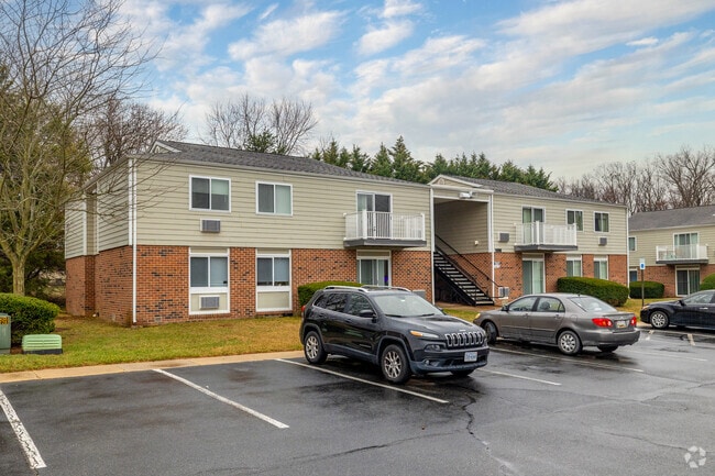 Building Photo - Concord Apartments-Income Restricted