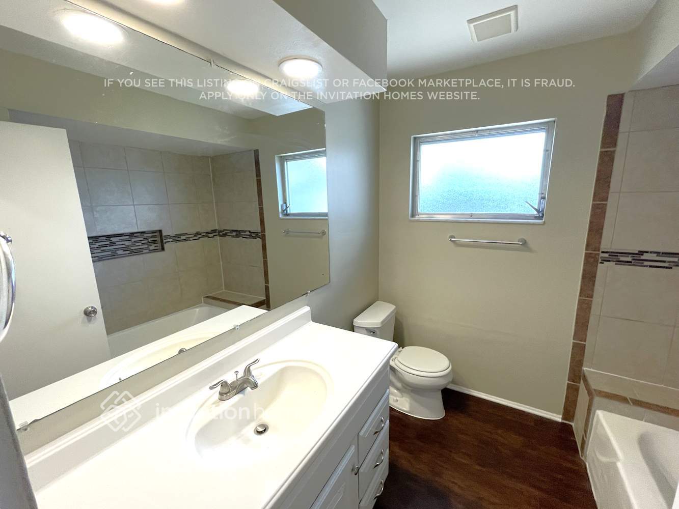 Building Photo - 543 Sheridan Dr