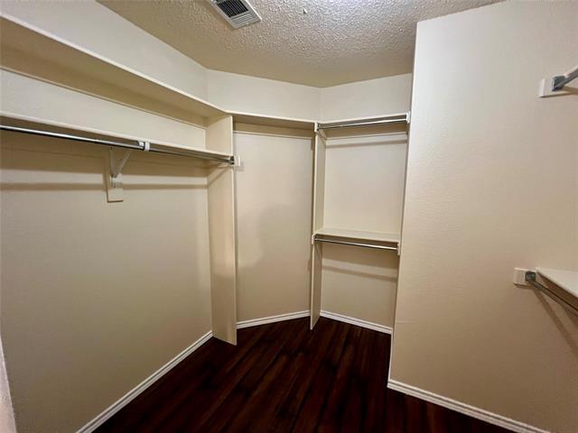 Building Photo - 8012 Splitrail Ct
