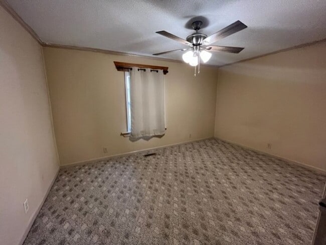 Building Photo - Available now on 3 acres in Hephzibah