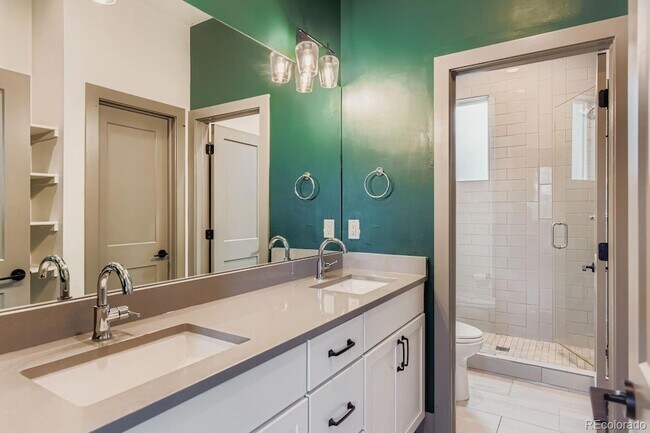 Building Photo - 1280 E Hampden Ave