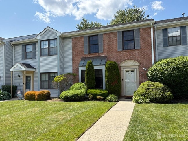 Building Photo - 286 Bromley Pl