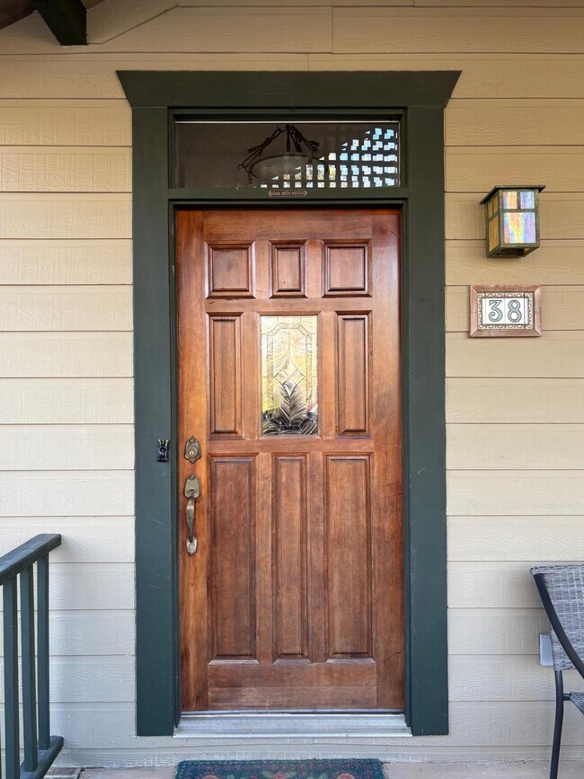 Building Photo - 38 Bungalow Village Way