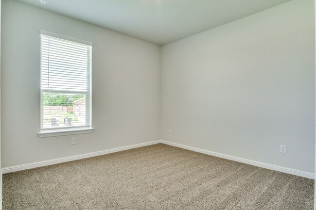 Building Photo - Gorgeous New Build Home in Ft. Worth - Cro...