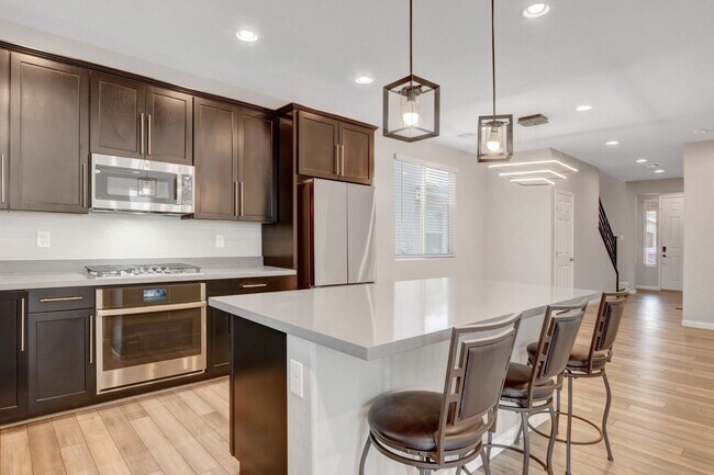 Building Photo - Beautifully Upgraded 4 Bedroom, Two Story ...