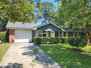 Building Photo - 1336 Whitfield Park Dr