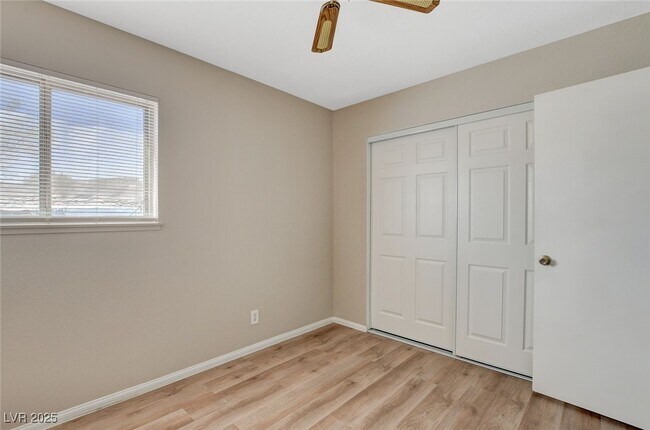 Building Photo - 620 Palmhurst Dr