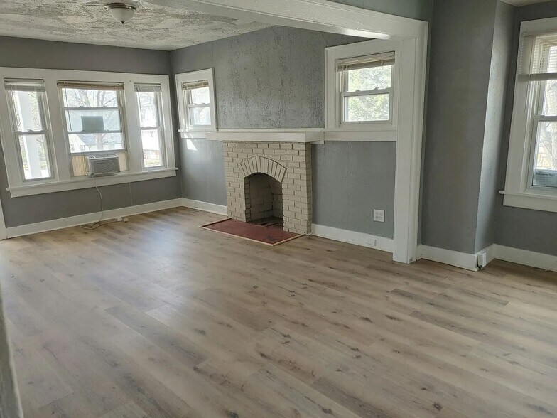 Building Photo - 5401 Highland Ave