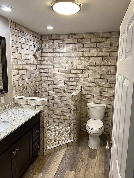 Building Photo - 107 Pebblebrook St