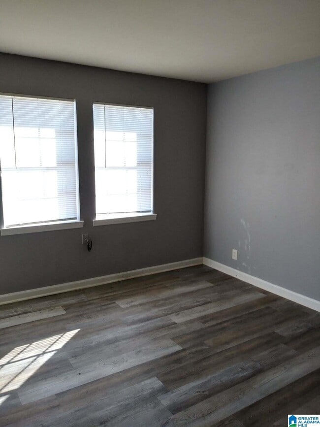 Building Photo - 5418 Ave D