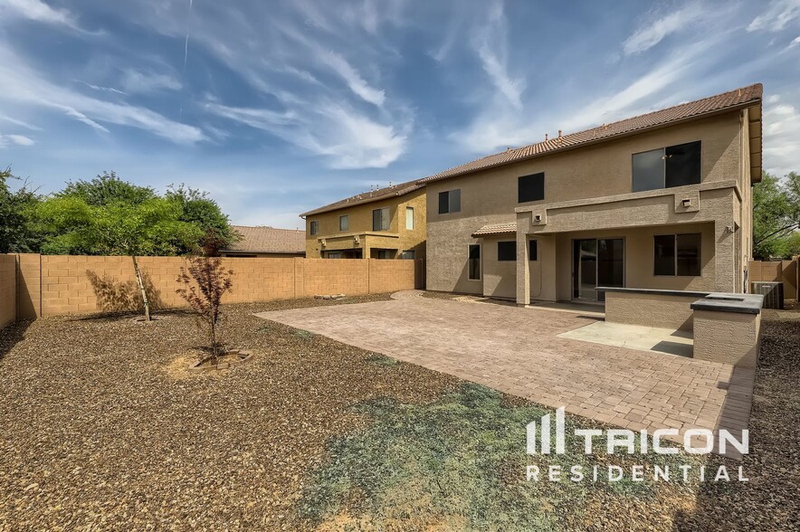 Building Photo - 8329 W Cocopah St