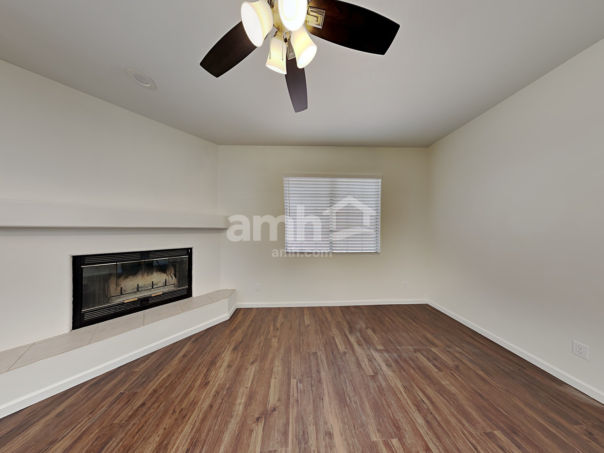 Building Photo - 10191 N Tarheel Pl