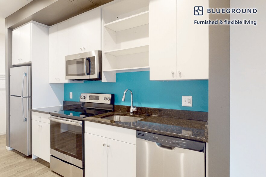 Building Photo - 2425 Blueridge Ave