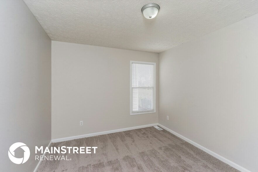 Building Photo - 9805 River Trail Dr