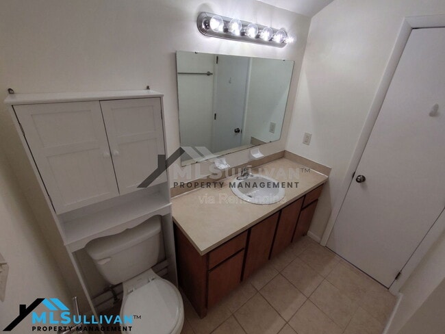 Building Photo - 1321 Valley Run