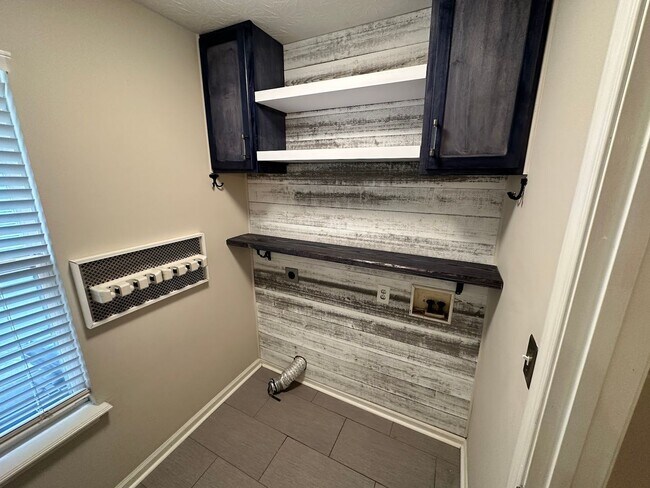 Building Photo - COMING SOON! Beautiful 3 BR Home; Open Floor Plan, Attached Garage; Fenced Backyard!