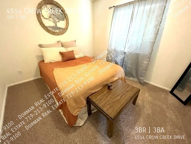 Building Photo - 4514 Crow Creek Dr