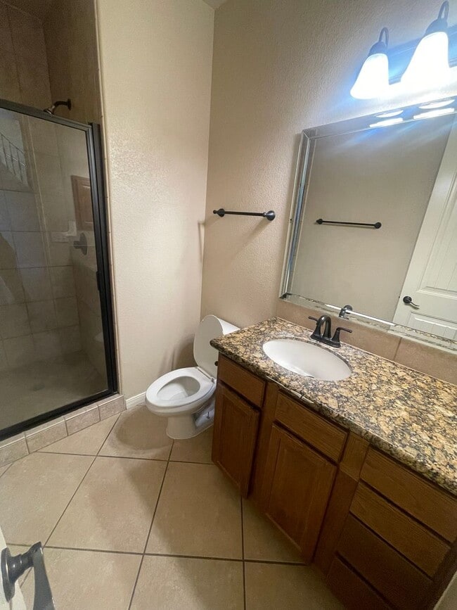 Building Photo - Lovely Spacious 4 Bedroom Home w/office space in Rinconada Area