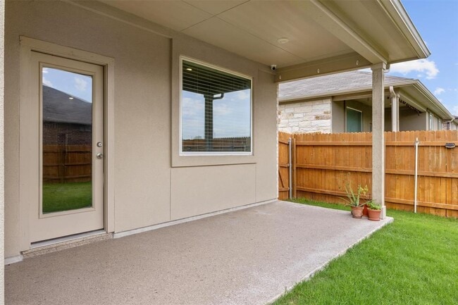 Building Photo - 936 Vogel Dr