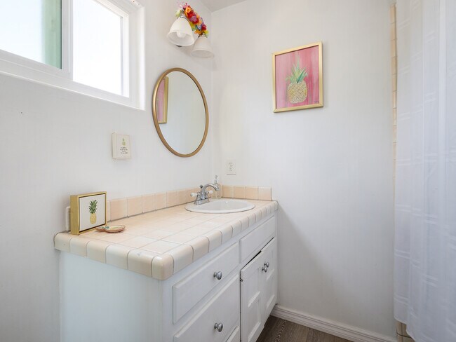 Building Photo - 416 Virginia St