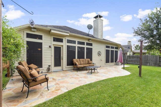 Building Photo - 13211 Misty Shore Ln