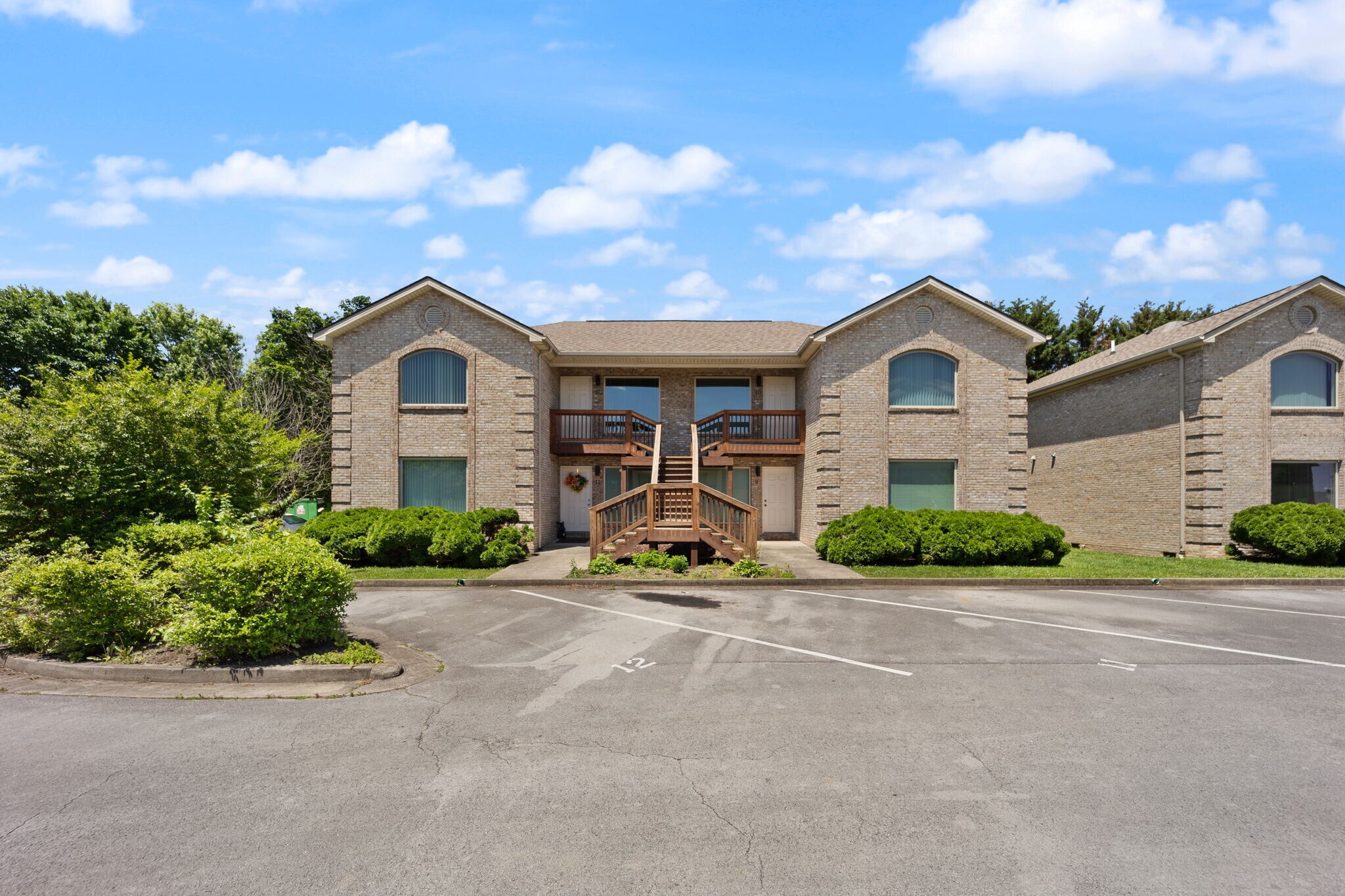 Building Photo - 22 Roks Pl