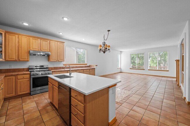 Building Photo - 10197 S Fairgate Way