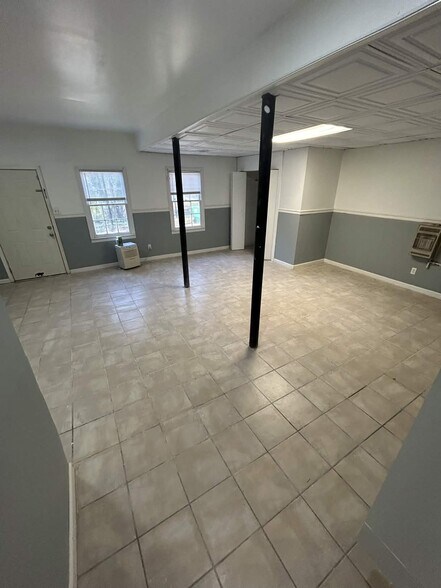 Bonus Room - 293 Shelton Woods Ct