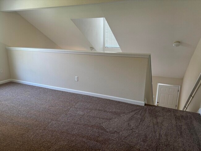 Building Photo - 4434 Gearhart Rd