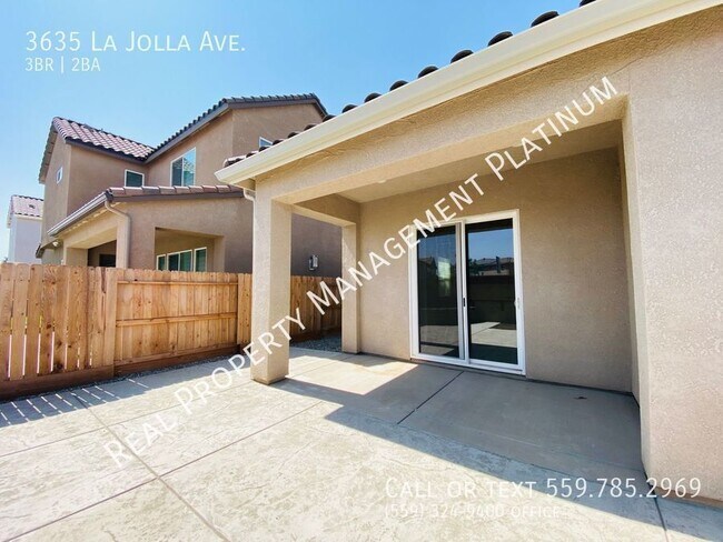 Building Photo - 3635 La Jolla Ave